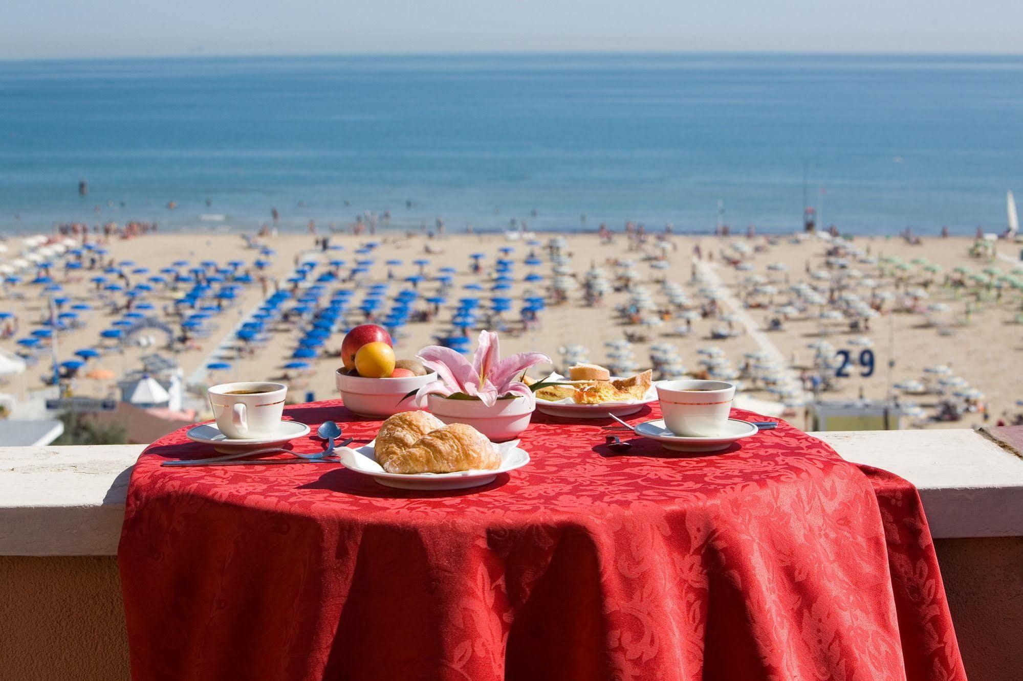 Hotel Bellevue Rimini Esterno foto