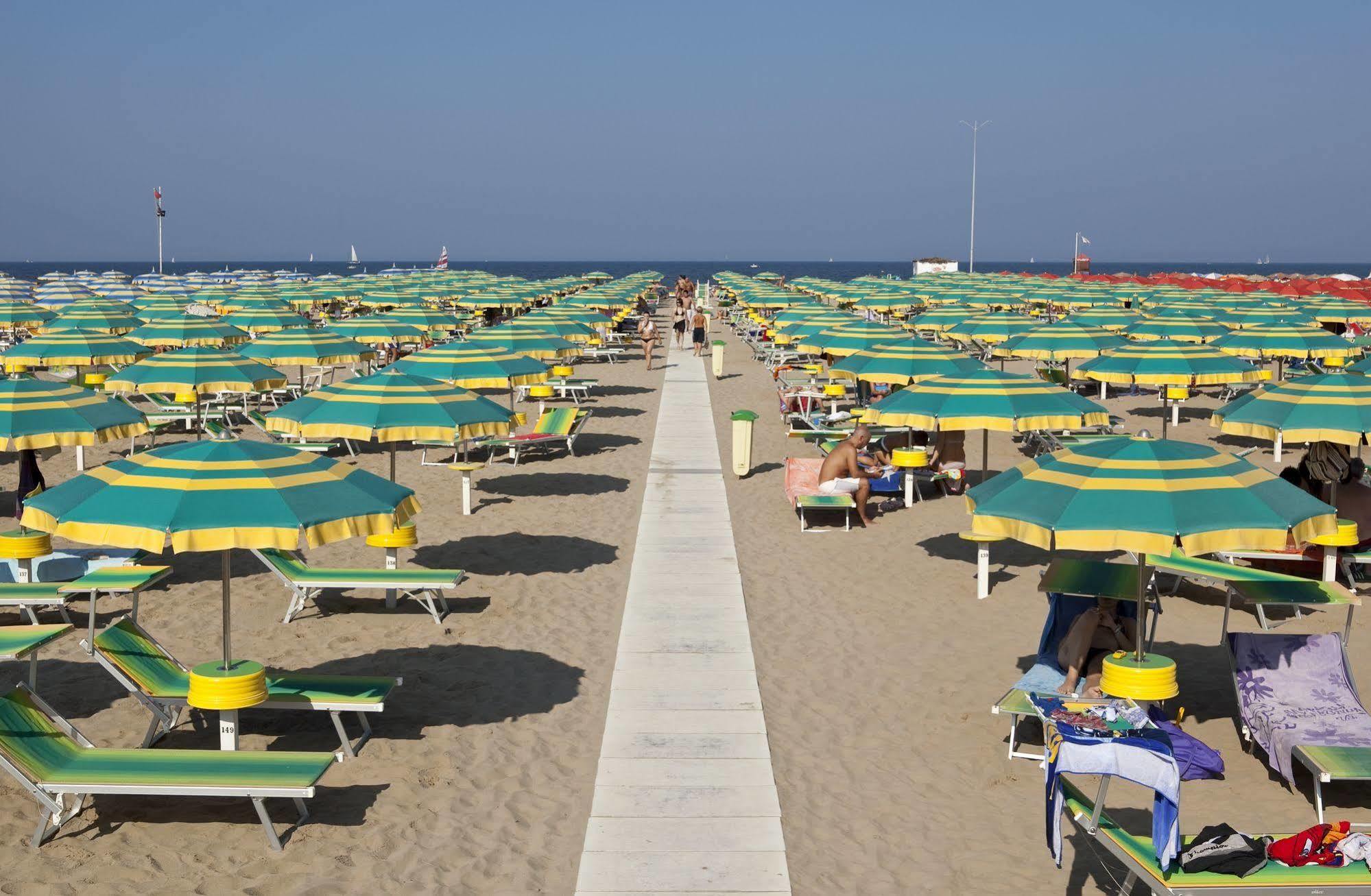 Hotel Bellevue Rimini Esterno foto