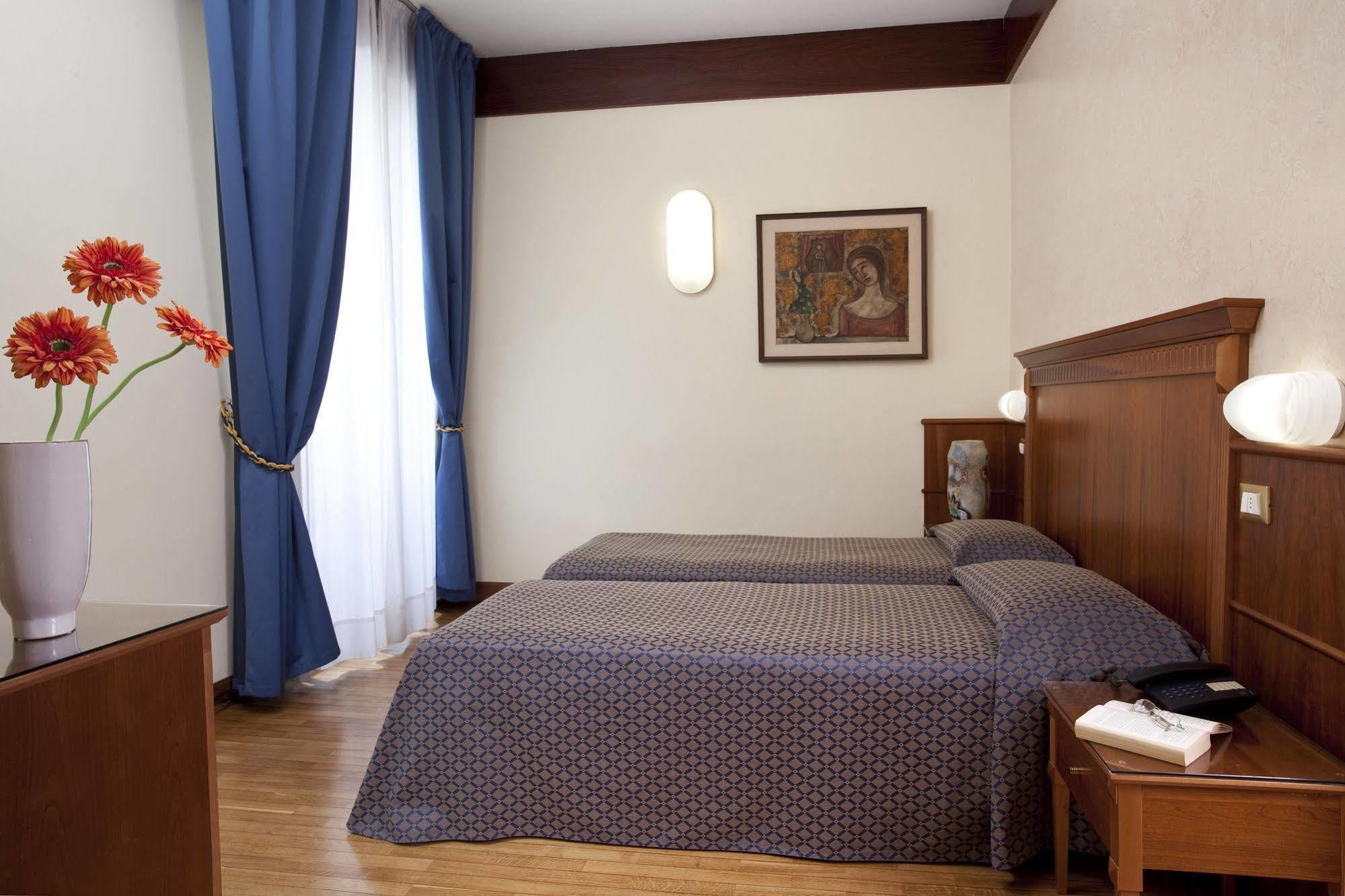 Hotel Bellevue Rimini Esterno foto